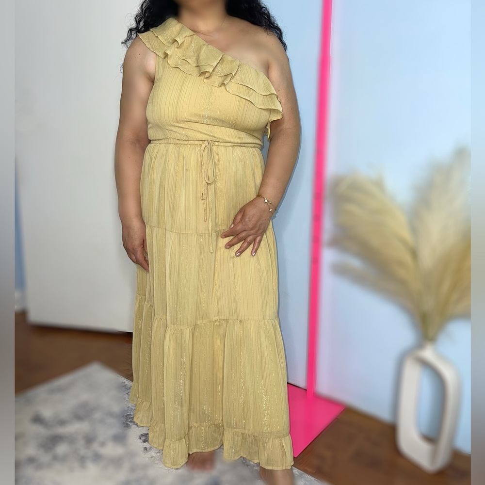 Heartloom One Shoulder Ruffles Metallic Dress in Sunshine size Medium - Picture 3 of 3